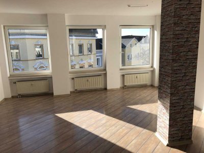 Freundliche und gepflegte 2-Raum-Wohnung mit Einbauküche in Lüdenscheid