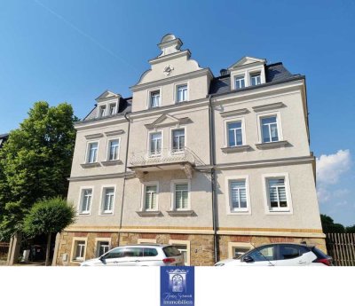 Helle, individuelle Dachgeschosswohnung mit weitem Blick in Rabenau!