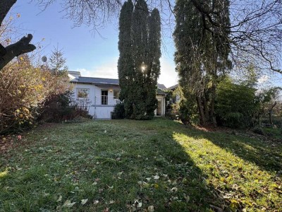 Interessante Doppelhaushälfte mit Einliegerwohnung in idyllischer Lage von Nidderau-Windecken