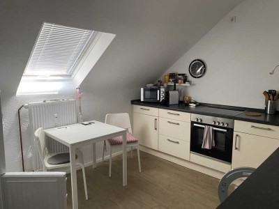 Geräumige, helle Dachwohnung