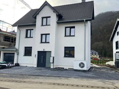 Neuwertige 2-Raum-Wohnung mit Balkon in Altenahr