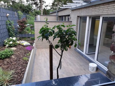 Kohlscheid Markt, exklusive 2-Zi-EG-Whg im 2-WE-Haus, zentral u. doch in ruhiger Lage