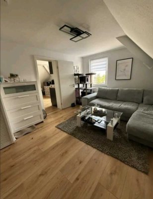 4-Zimmer-Dachgeschosswohnung in Ronsdorf!!