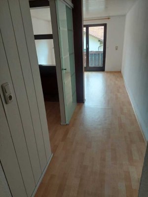 Freundliche 3-Zimmer-Wohnung in Zachenberg