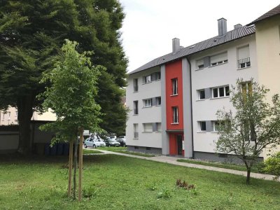 Helle 3-Zimmer-Wohnung mit Balkon und Einbauküche in KN-Allmannsdorf
