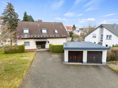 Großzügige 4,5 Zimmer-Wohnung in sonniger Höhenlage mit Berg- und Teilseesicht