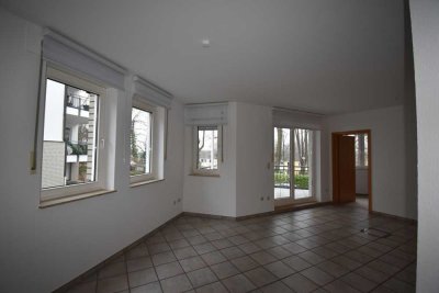 Zwei Zimmern mit Balkon sowie TG-Stellplatz und Einbauküche im grünen Kettwig