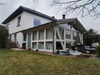 Schöne Wohnung  mit Garten