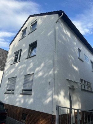 Helle 3-Zimmer-Wohnung mit Balkon im 2. OG in Ginsheim-Gustavsburg