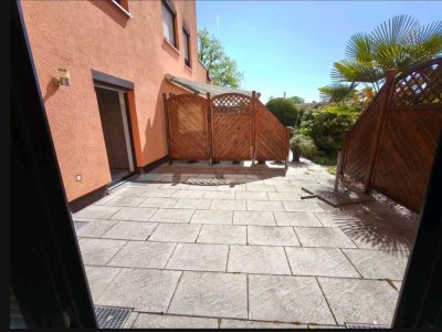 Ebenerdige 3,5-Zimmer Wohnung mit Terasse und Garage