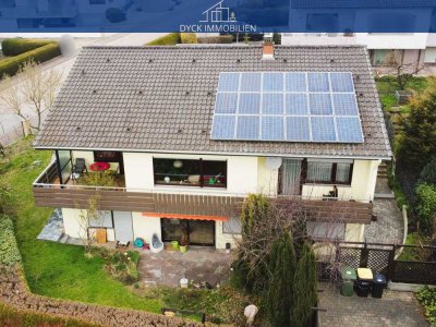 Tolles Zweifamilienhaus mit Fernblick