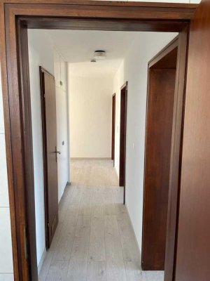 Geschmackvolle 4-Zimmer-Wohnung mit Einbauküche in Bad Soden am Taunus