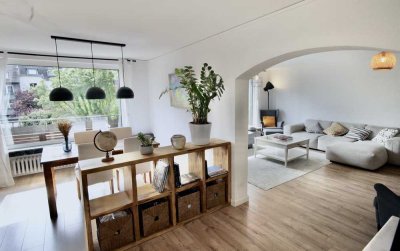 Exklusive, modernisierte 4-Zimmer-Wohnung mit luxuriöser Innenausstattung mit EBK in Köln Sülz