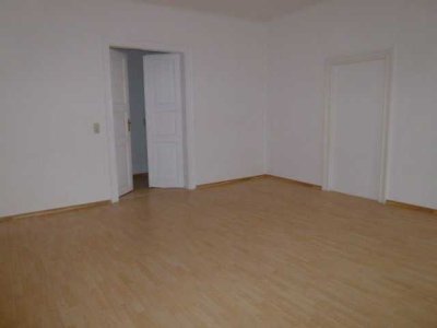 Geräumige 4-Zimmer Wohnung im 3. OG in Leipzig Zentrum-Süd