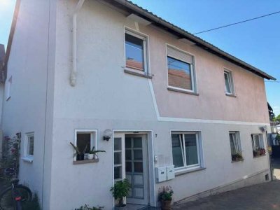 Zwei auf einen Streich! Vermietetes Zweifamilienhaus plus Abrisshaus