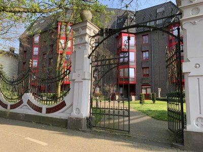 Wunderschöne 2-Zimmer-Wohnung mit Balkon und TG-Stellplatz in Krefeld-Bockum