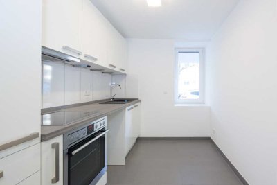 Appartement (1 Zimmer) mit schöner überdachter Terrasse - Tageslichtbad -Küche