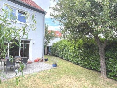 Bad Vilbel/Dortelweil - Reiheneckhaus mit Obstgarten
