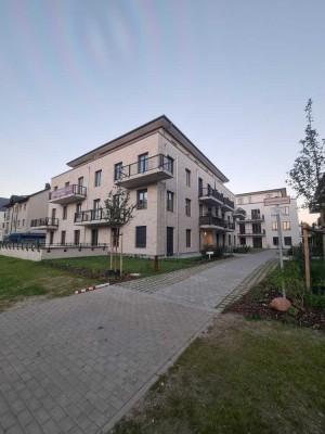 Neubau 3 Zimmer Erdgeschoss Wohnung mit EBK und Terrasse in Stahnsdorf