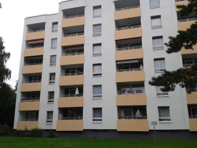 Gut geschnittene 2-Zimmer-Wohnung mit modernen Bad in Ratingen West