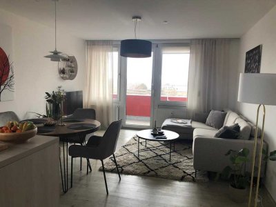 lichtdurchflutete und renovierte Eigentumswohnung mit großem Südbalkon und Panoramablick