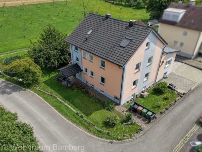 Umfangreich saniertes Wohnhaus mit ca. 260 m² Wohnfläche in ruhiger Ortsrandlage - Memmelsdorf - OT