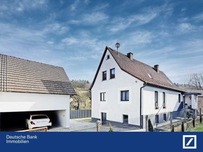 Klassisch & Elegant - Wohnen mit Stil in naturnaher Lage!