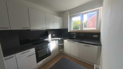 Exklusive Kernsanierte 3,5 Zimmer Wohnung mit Terrasse & Einbauküche –ab sofort in Bottrop verfügbar