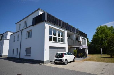 Moderne Top-3,5 ZKB m. Balkon incl. PV-Strom & Internet!