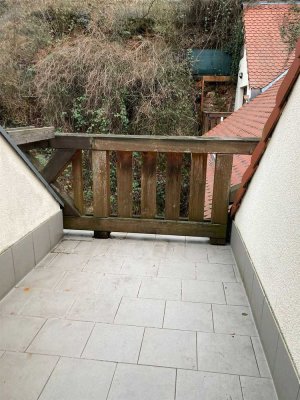 Maisonette 3-Zimmer mit Laminat, Balkon und Abstellraum in ruhiger Lage!