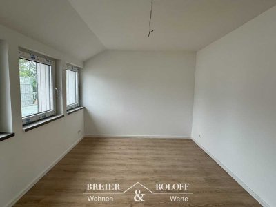 Kernsaniert & energieeffizient (KfW 55 Standard): 4-Zimmer-Dachgeschosswohnung mit Balkon in Rinteln