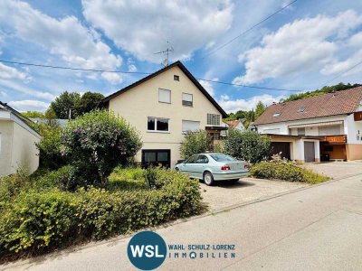 2-Familienhaus mit kleiner Werkstatt, Doppelgarage und Garten in Ortsrandlage von Aichtal-Neuenhaus
