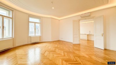 DIREKT AM NASCHMARKT - STILALTBAURARITÄT - NEUWERTIGER ZUSTAND - ALTBAUWOHNUNG - 5 ZIMMERWOHNUNG - BALKONTRAUM