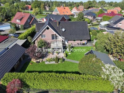 Großzügiges, gepfl. Einfamilienhaus mit Garage, Sommergarten und Terrasse in ruhiger, zentraler Lage