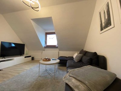 wunderschöne 3-Zimmer-Dachgeschosswohnung