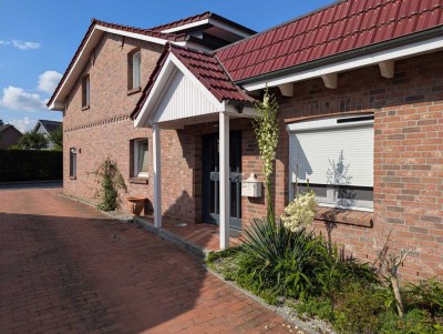 Geräumiges, preiswertes und saniertes 5-Raum-Einfamilienhaus mit lux. Innenausstattung in Alveslohe