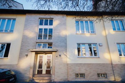 Moderne 3-Zimmer-Dachgeschosswohnung mit Loggia und EBK Wuppertal-Barmen