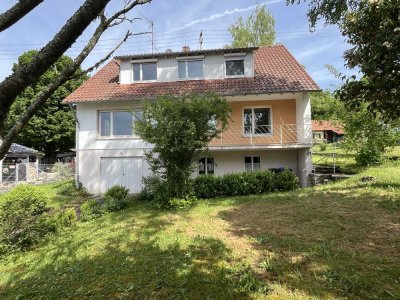 Einfamilienhaus mit großem Grundstück in Gomadingen-Dapfen