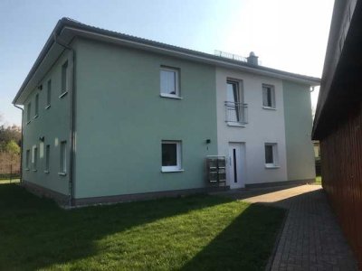 Energiesparende Wohnung im modernen und gepflegten Haus mit Balkon!