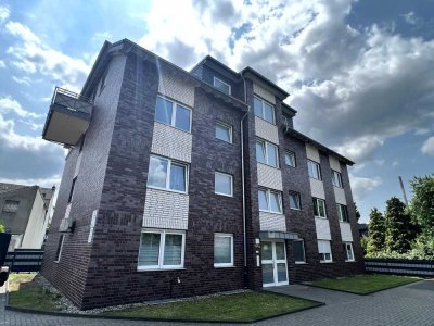 Attraktive 3,5-Zimmer-Dachgeschosswohnung mit Aufzug in Duisburg-Vierlinden