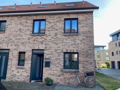 Neuwertiges 4,5-Zi. Endreihenhaus (Bj. 2018) in Glückstadt