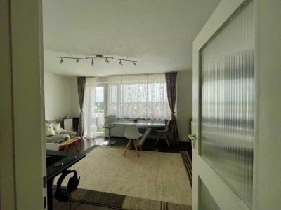 Helle 3-Zimmer-Wohnung mit Balkon und schönem Ausblick