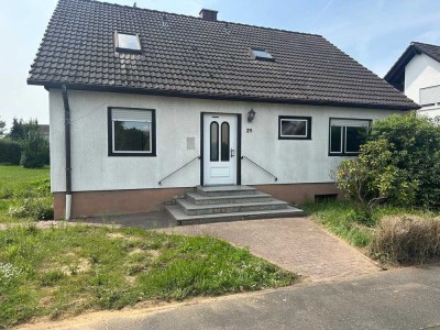 freistehendes 1-2 Familienhaus in ruhiger Lage mit großem Garten - NEUER PREIS und WERTGUTACHTEN