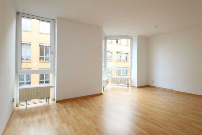 Helle und geräumige 2-Zimmer-Wohnung mit EBK in Magdeburg!