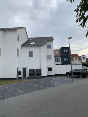 3 Zimmer Wohnung mit Balkon in Worms-Herrnsheim