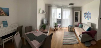 Wunderschöne 2-Zimmer OG-Wohnung mit Südbalkon und EBK