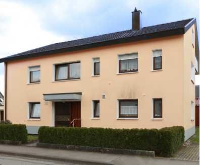 Renovierte 4 Zimmer Wohnung in ruhiger Lage