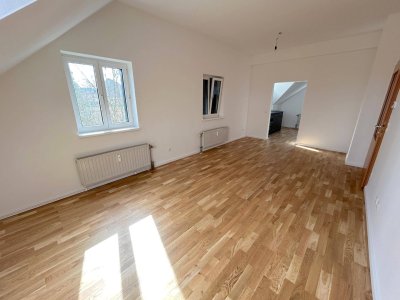 Geräumige 2-Zimmer-Dachgeschosswohnung in Fürstenfeld zu vermieten!