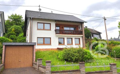 Einfamilienhaus mit Einliegerwohnung in Bergneustadt!