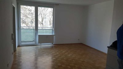 Stilvolle 1,5-Zimmer-Wohnung mit Balkon im betreuten Wohnen und EBK in Ludwigshafen am Rhein